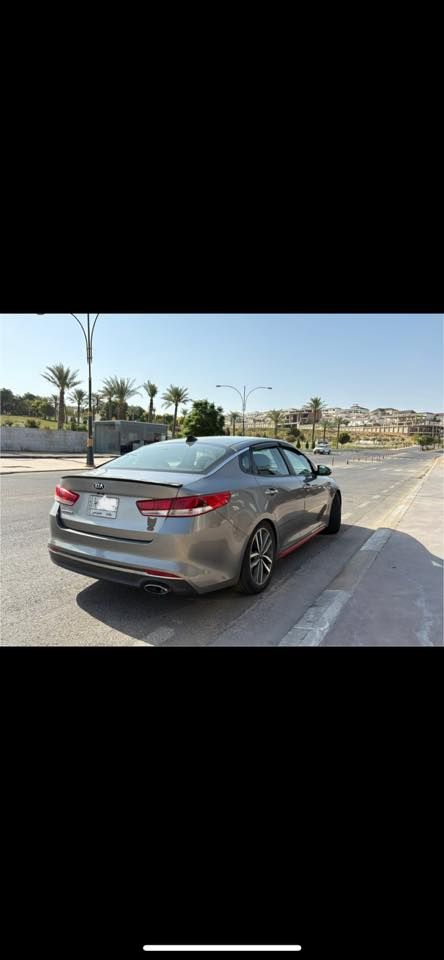 السلام عليكم اوبتيما 2016 وارد امريكي محرك 2400 حادث بنيد شطح فقط بارد قليل بالجاملغ  .. لا لغذ ولا شاصي مواصفات fe السيارة محدثة بچم موديل احدث ليدات وبلوجكتر 
شاشة صغيرة كاميرا خلفية تحكم ستيرن ثلاث انظمة قيادة ECO.NORMAL.SPORT كروس مثبت سرعة ويل 18 اشاير مري خارجية ماشية 57 الف ml 
رقم بغداد الماني ب اسمي سنوية جديدة 
السعر 129$

بغداد / المنصور 
***********
