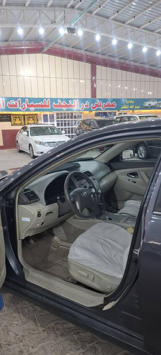 السلام عليكم 
كامري 2010 امريكي للبيع 
ماشيه ١٧٠ 
بيها باب خلفي تبديل وبارد مامبين فقط
كير مكينه تبريد  شرط 
السياره ماييها نقص ومامتعوبه 
رقم سليمانيه 
مكان السياره النجف 
السعر 110
***********
