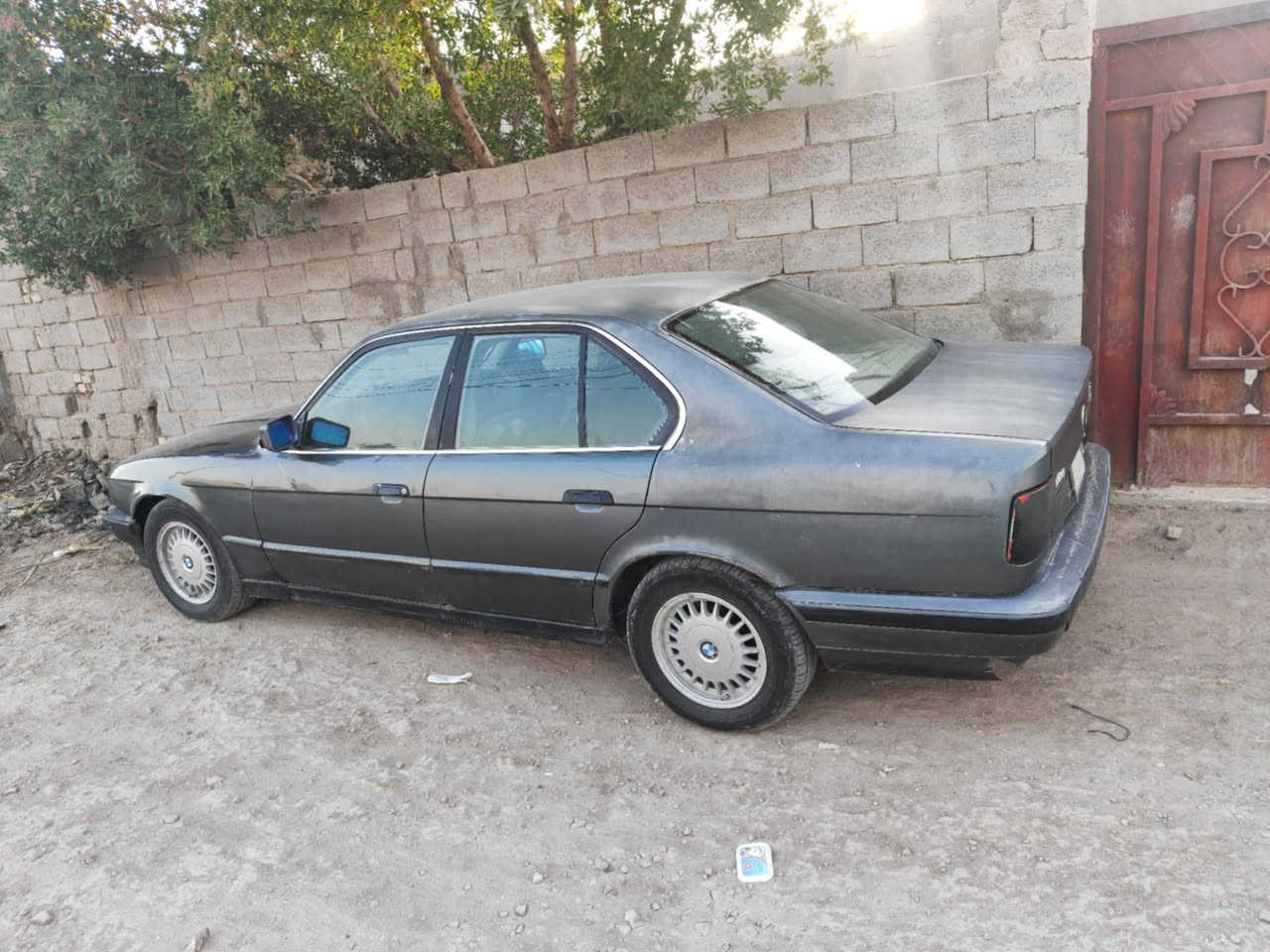 سلام عليكم بي ام 520للمراوس نقصها حداديه خلفيه وخيط بخار كير عادي رقم 
ديالئ


**إذا كنت صاحب هذا الإعلان وتريد حذفه لأي سبب، رجاءا أرسل رسالة إلى الدعم الفني**