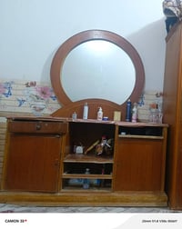 ميز تواليت • مقايضة بجرار • نجف حي السلام