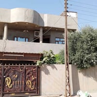 قرب جسر الرشيد • ٢٠٠م • غرفتين نوم