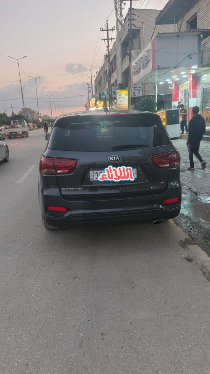 سورنتو مديل 19نص فول مكينه 6اسلندر  7راكب
سياره نضيفه جهزه من كلشي حداديه جديده خلفي امامي 
تبريد ثلج قطعتين تبريد سياره بسمي تحويل ثاني يوم 
سياره مال جني ضرر بارد بخشم البنيد  فقط مكان سياره كربلاء سعر 185$  وبيه مجال بسيط سونار موجود  واضح بيه كلشي 

غير متواجد على الفيس رقم صاحب سياره ***********
