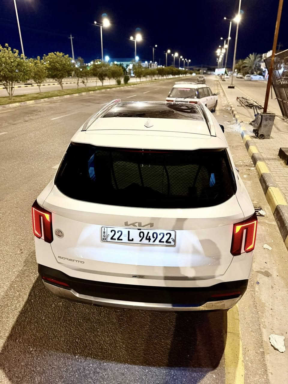 سلام عليكم 
كيا سورنتو 2024 استلام زيرو خليجي 
ماشية 46 الاف كم فقط
رقم اربيل الجديد سنوية جديدة تريد تحويل تريد وكالة 
مكينة ستة سلندر 
كفاله عامة من كلشي عدا كرت ومصلح بلبنيد درجة اولى
سيارة كلها زيرو 
سيارة فول 1/1  
المواصفات :- 
ويل 19
بصمة تشغيل وابواب وجنطة
كامرة خلفية
بنراما كامله للخير 

كشنات الخلفيه قلاب كهرباء 
شاشة متصله
شفتات ستيرن 
تشغيل عن بعد 
حساسات عدد 6
اربع انظمة قياده 
شحن لاسلكي
منافذ تايبسي
بصمة عدد اثنين
بلوجكتر لد
مري شفط 
ترحيب 

سبعة راكب 

الخ من المواصفات المعروفة …..
الاضافات :- 
سيارة استلام على ادينه زيرو 
السعر 310$ وبيها مجال بسيط للشراي 
مكان السيارة النجف الاشرف 
للاستفسار***********
