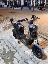 دراجه شحن للبيع  R9 مواصفاتها معروفه مايحتاج سعر خاص او الاتصال رقم 07...