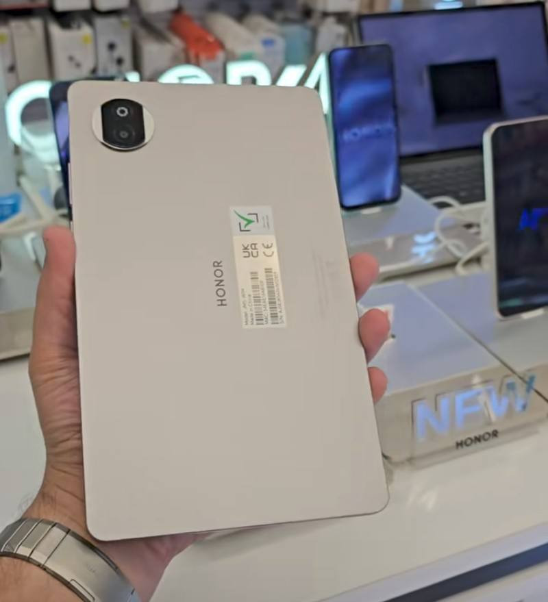 ايباد 7xمن شركت هونر بطاريه 7000اصلي وكورتونته وياه جهاز شخط مابيه اصلي ذ.128 يشغل بوبجي فول سعر مناسب كلللش والله يعني ايباد مابيه غلط واحد ومايصرف سعره 125 وبيه مجال لطيبين بس حبايب راسلون من هذا الحساب وشكرٱ...


**إذا كنت صاحب هذا الإعلان وتريد حذفه لأي سبب، رجاءا أرسل رسالة إلى الدعم الفني**