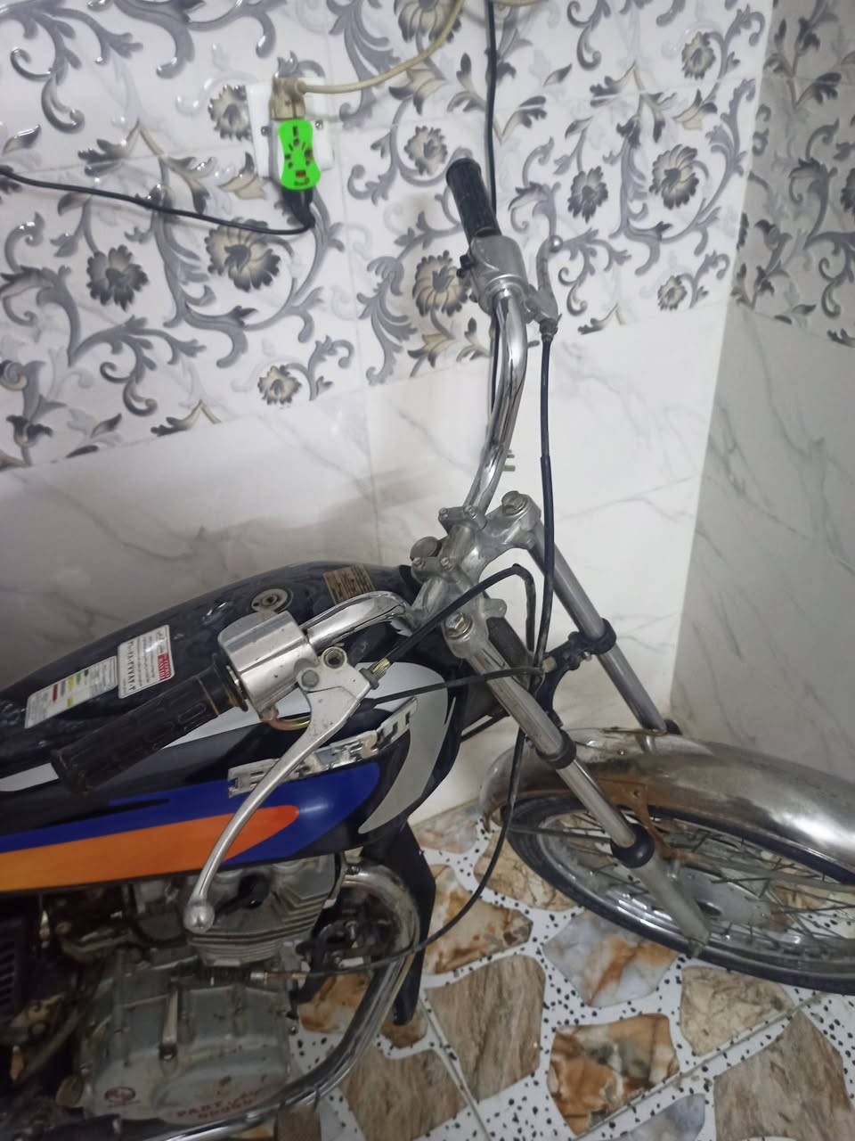 بارت للبيع مكينه 5 تسعات شرط تحريكه أو معدل السعر 275 بي مجال رقمي ***********
