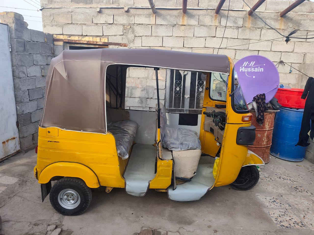 تكتك للبيع موديل 19 نضيفه وكيلها شاكر بالمجر الاستفسار على هذا الرقم ***********
