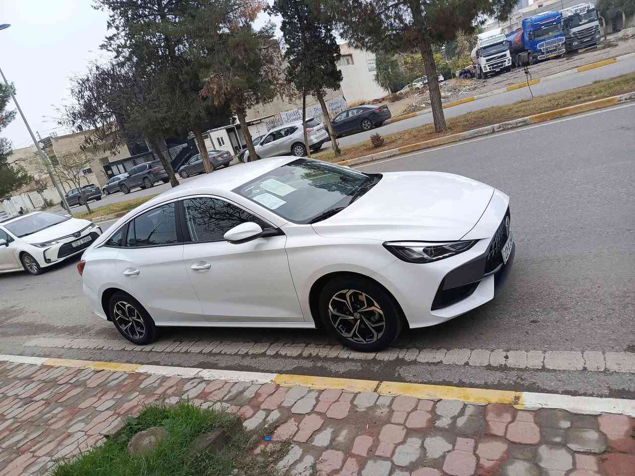 السعر 99 ورقه 
رقم ***********
