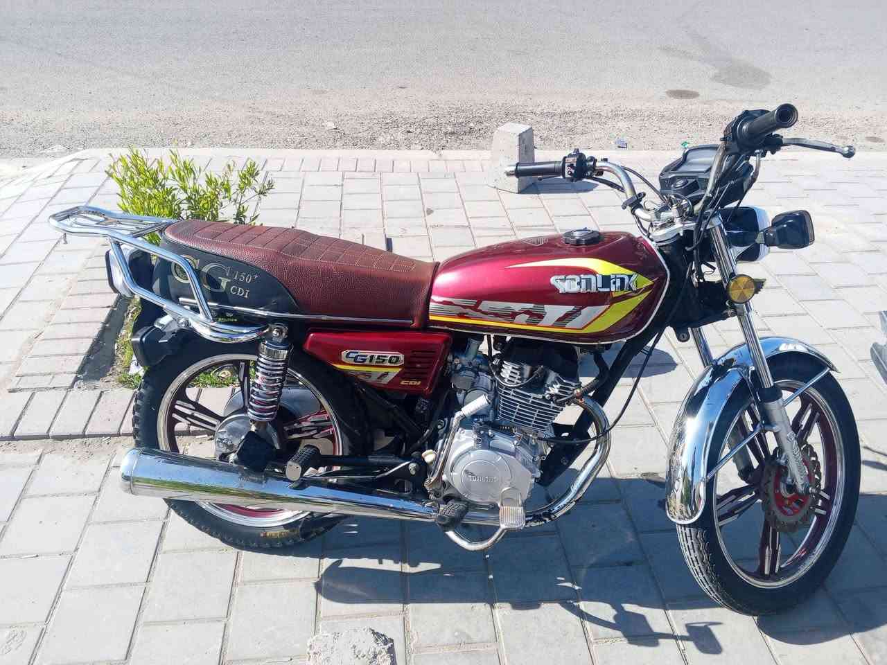 دراجه سونلينك موديل 24
الدراجه جديده مثل ما موجود بالصور
اوراق بأسمي تحويل مباشر
السعر 700 وبيهه مجال
مكاني شارع فلسطين
الرقم ***********
