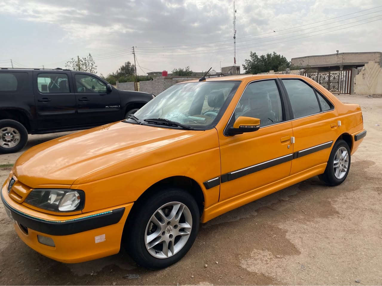 بيجو بارص 24 اقصاد مو حره ماشي 81 الف بيهه بارد. بلمدكر الامامي وصبغ باب السايق ولباقي مكفول غاز وبانزين سعر 75 وبيهه مجال عنواني البصره الزبير *********** البصرة, العراق
