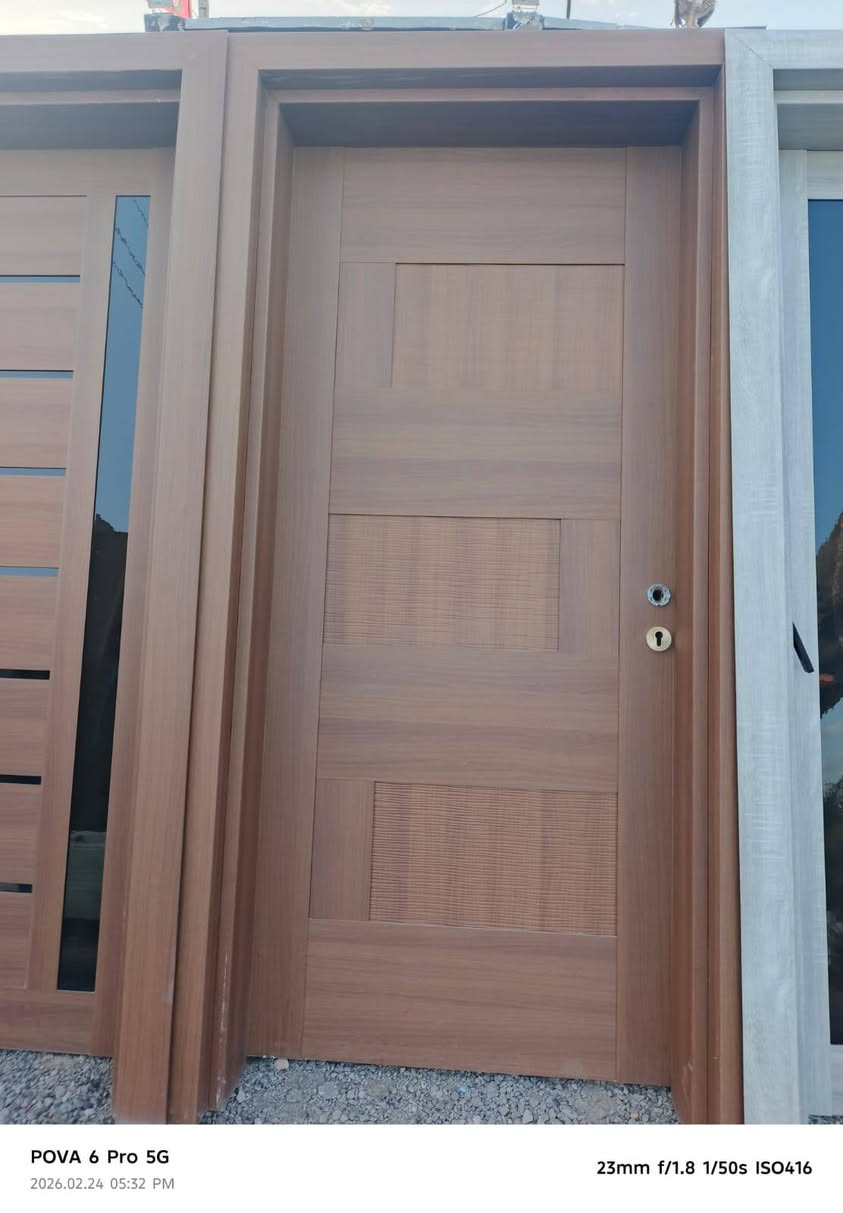 السلام عليكم ابواب تصفية مخزن
جملة مفرد 
العنوان طريق كربلاء نجف عمود 685
الاستفسار الاتصال على الرقم ***********
موجود واتساب
