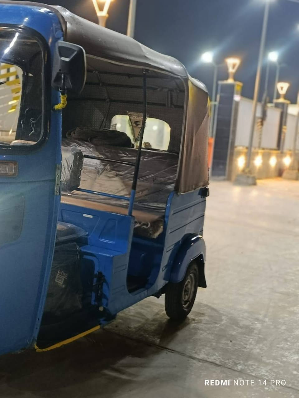 سلام عليكم شباب تكتك موديل 20كفاله عامه تكتك تأخذه وتدعيلي السعر 7200وبيهه مجال حك الجيه مكاني بغداد الاستفسار ***********
