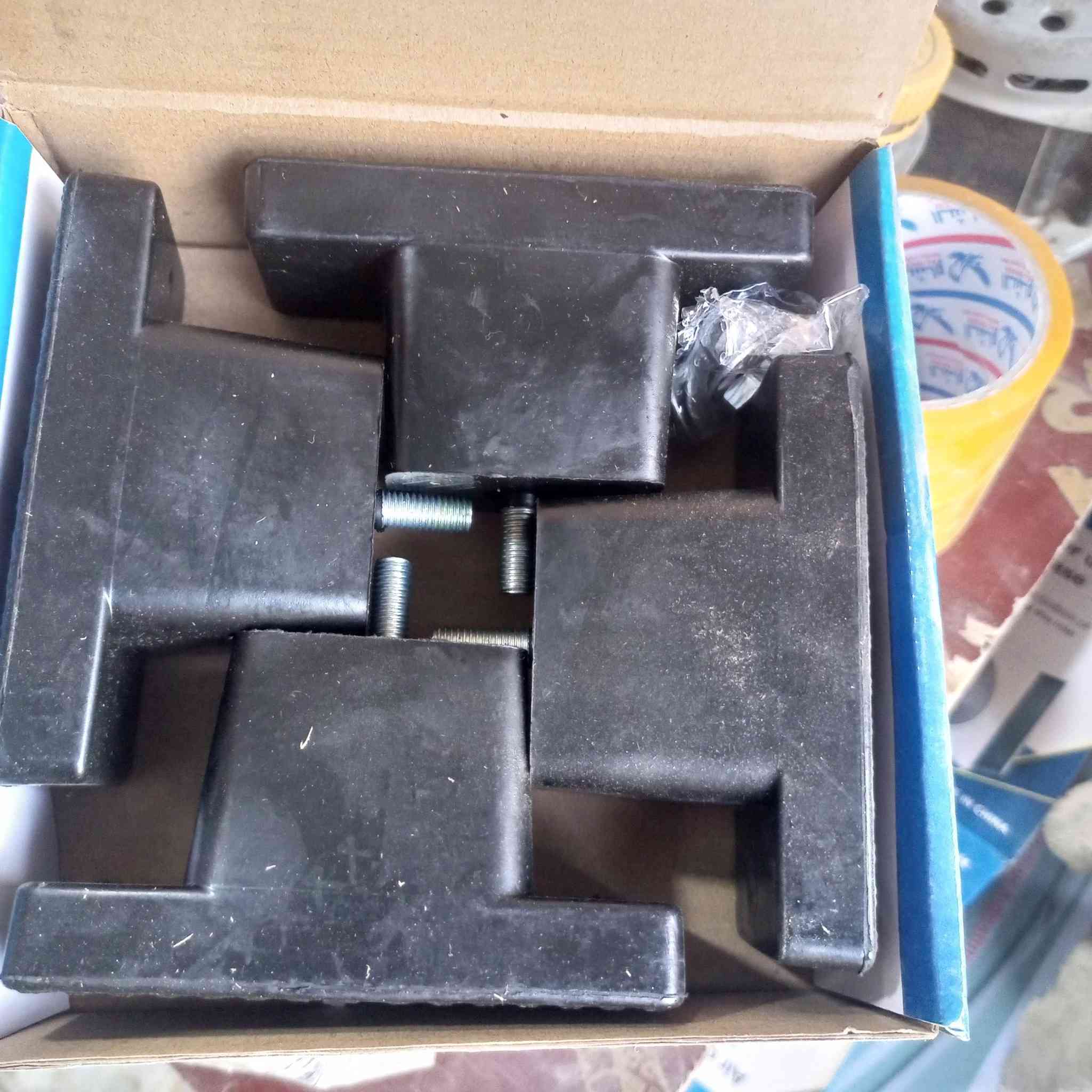 للبيع كيجات اصليه يبد من صفر بشحن غاز ٤١٠
134
22
مكاني ديوانيه 
***********
