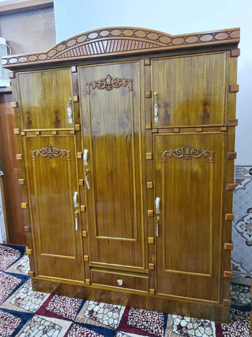 سلام عليكم غراض للبيع شراي اتصال ***********
