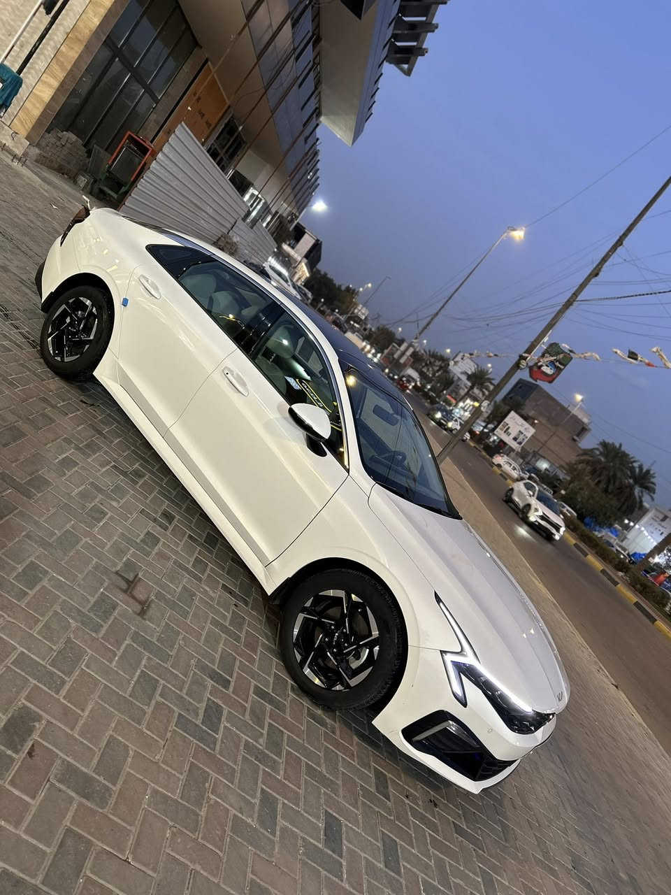 للبيع k5 موديل 2024 مكفولة كقاله عامه ماشيه 23 الف فول مواصفات محرك 2500 السعر 237 للاستفسار ***********
