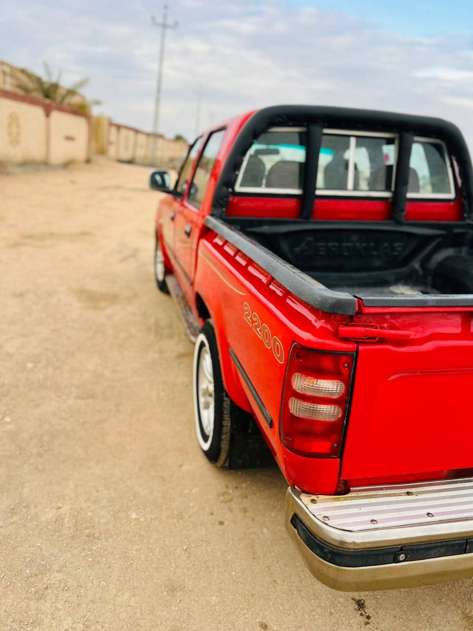 السلام عليكم  ***********
دير 2011 سياره نضيفه ومصبوغه جماليه مابيه ضربه سياره جاهزه مكينه كير حداديه رقم قادسيه سنويه بأسمي تحويل مباشر السعر 50 المكان سماوة رميثة
