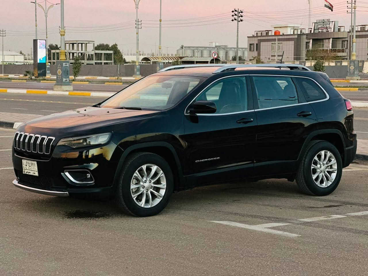 السلام عليكم جيب بزون موديل 19 حادث بنيد امبدل وجاملغين صبغ ماشيه 40
رقم بغداد بسمي سياره جاهزة من الكير والمكينه وتبريد وصدر مكاني بغداد حي الجهاد الاستفسار الاتصال على الرقم ***********
