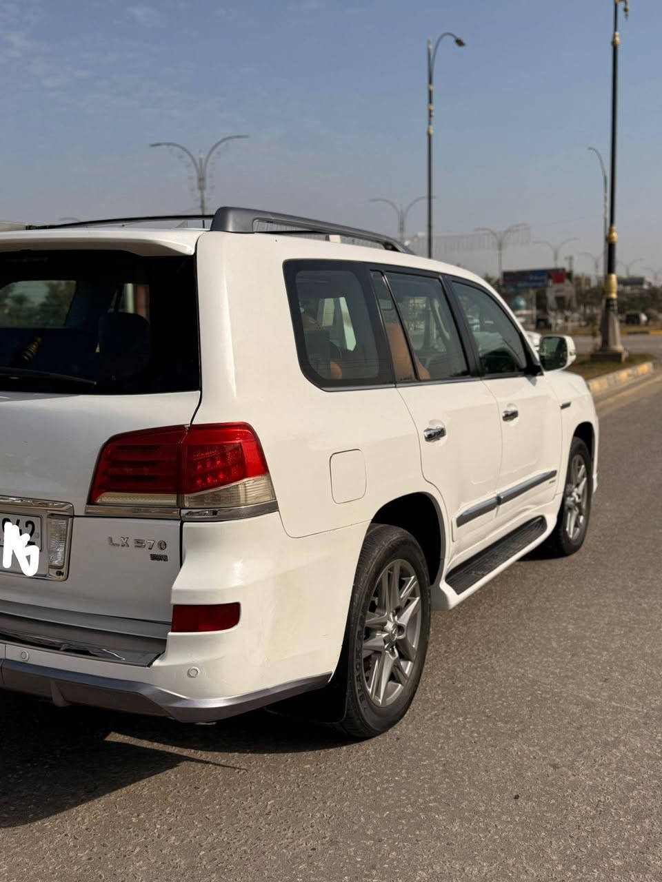 لكزز2011         السعر330
بيه 3 قطع صبغ
فول 1/1 
جكات تصعد وتنزل
جميع الكشنات كهرباء حته سبع راكب
كشنات امامي تبريد وتدفئة 
خزن ميموري
نضام دفلوك
 حساسات اماميه خلفيه وجانبيه
 كامرات اماميه جانبيه خلفيه 
اشاير بلمري شفط
صندوق كهربائي 
ثلاجه تبريد
مانع انحدار
بصمه ابواب
محرك   8سلندر 5.7
باقي المواصفات معروفه
مراوس حسب القناعه
كربلاء
***********
***********
