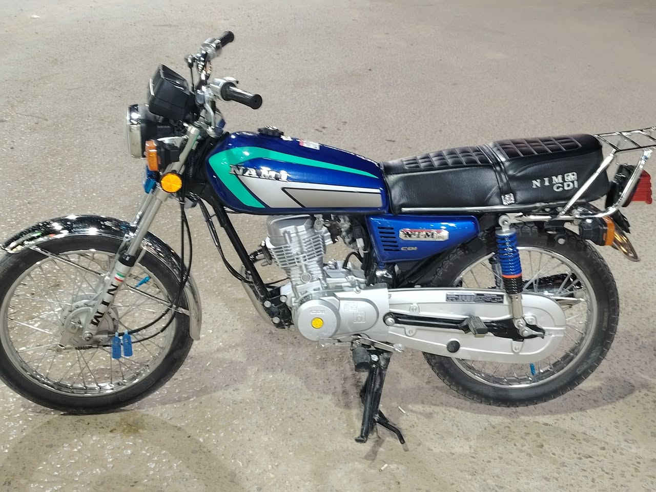 ٢٧  سعر ٧٠٠


**إذا كنت صاحب هذا الإعلان وتريد حذفه لأي سبب، رجاءا أرسل رسالة إلى الدعم الفني**