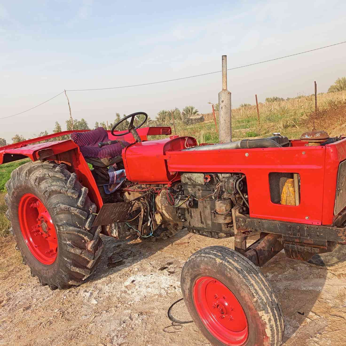 عنتر موديل 84 بم محرك خير من الله شرط الشغل والفحص تايرات الخلفيه نضاف سعر 2ونص وبيها مجال مكاني مشروع المسيب ***********
