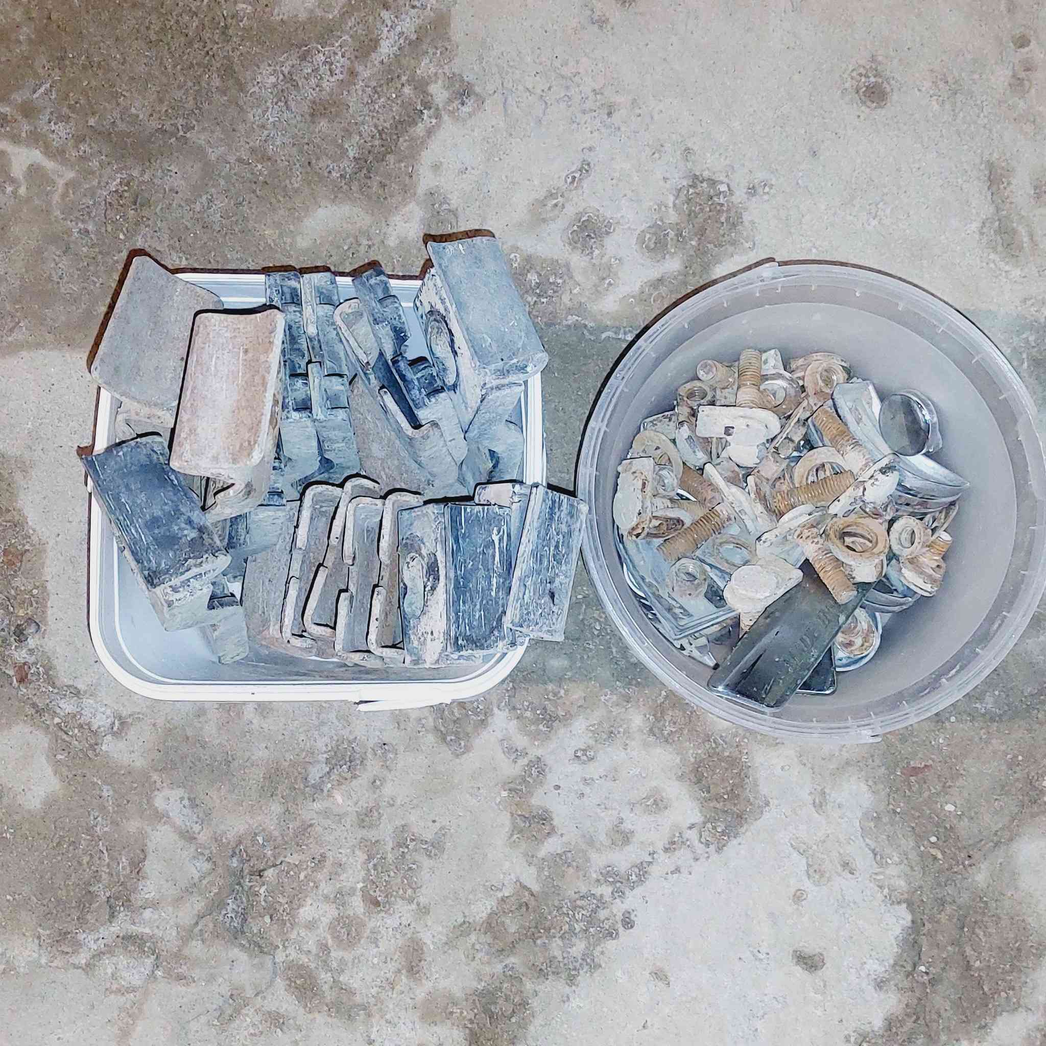 حجل للبيع كامل هوه والدوس وقواعده وبراغيه نضافه ٩٠% مكاني ديوانيه البدير السعر اتصل ع الرقم ***********
