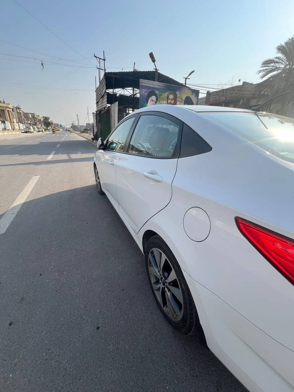 السلام عليكم اكسنت 2018 خليجي مكينة1600 دوش سيارة جديدة بمعنة الكلمة على أيد وحدة ماشية34 الف حقيقي فقط مواصفات سلايت سقف كامرة شاشة تحكمات اشاير بل مري مسند ذراع بلادي خمسة ويل كب تبريد ثلج بلادي صدر بلادي باتري جديد بلادي تايرات جدد سيارة اي صيانة مداخلة واستخدام شخصي والبانزين كلة محسن اخلي بيها تبديل دعامية امامية ورصعات مسحوبات bdR سنوية بأسمي المكان بغداد الرصافة سعر 129 ***********
