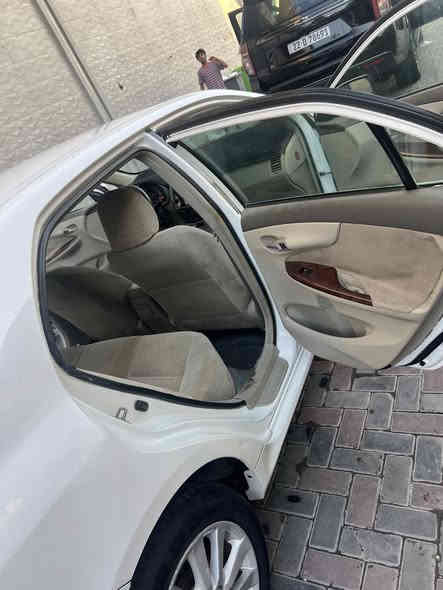 السلام عليكم 
كورلا 2008 خليجي بغداد باااسمي رقم دولي ماشية 266 الف 
حادث حوض خلفي بيها اربع قطع صبغ 
كير محرك وصدر وتبريد خير من الله بدون تنقيص لوك
مكان السيارة بغداد
السعر 100 وبيها مجال 
للاستفسار 
***********
