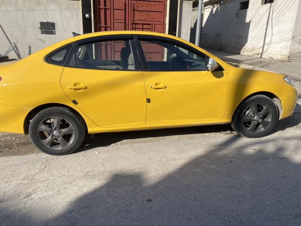 ‏سيارة النترا للبيع موديل 10 ‭0773 588 5372‬
