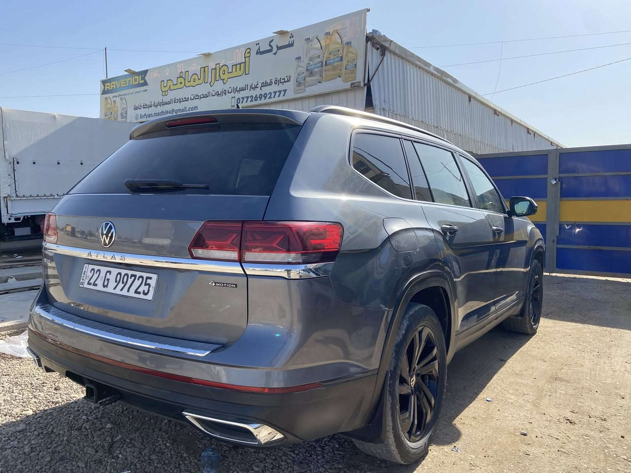 بسم الله الرحمن الرحيم 
فولكس واجن اطلس 
وارد امريكي 
موديل ٢٠٢٣
السياره معروفه مواصفاتها SE 
محرك V6
فول ماعدة الفتحة 
سيارة بدون صبغ فقط بارد ويدون اي دواخل وكلشي بسياره بشرط
للجناية رقم اربيل جديد دخول سياره جديد
ماشية فقط 54 الف استخدام جدا نظيف
داخل لون vip وقليل بالسوك من من عندة
مكان السيارة الانبار الرمادي
***********
