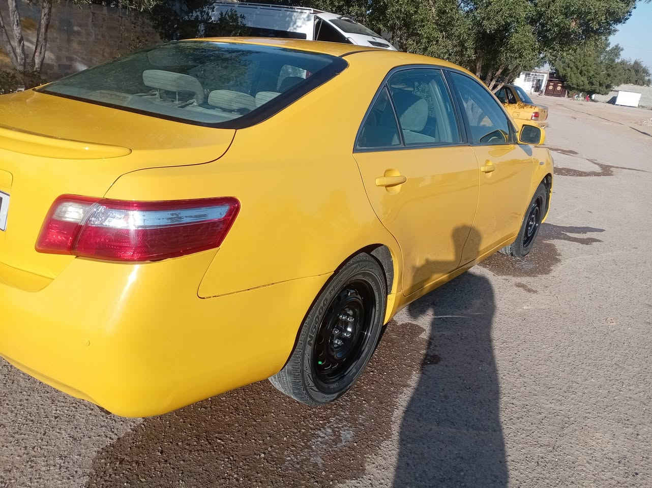 السلام عليكم للبيع كامري موديل ٢٠٠٩ وارد أمريكي حادث جاملق وبنيد تبديل بدون دواخلهه والباقي ليبل واحد رقم بغداد دولي بسمي تبريد شغال محرك حاويه جديد كير مكفول تحكم شاشه صدر جديد تايرات انضاف كهربائيات كلهه شغاله كشن كهربائي صبغه جديده السعر ٨٠ وبيهه مجال العنوان بغداد حسينيه المعامل الشراي يتصل على الرقم ***********
