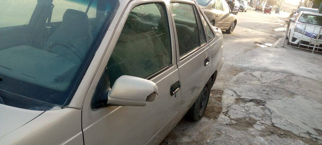 للبيع سياره دايو سلو موديل 94 رقم انكليزي تحويل مباشر  بغداد مكان السيارة بغداد محرك بي تبخير الكير اوتو بي ضعف النمره البك والثالثة السعر 19 ورقة *********** مكان بغداد
