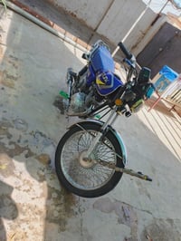 عندي ماطور للبيع سعر 450.      ٠٧٧٢١٣٢٣٩٠٣