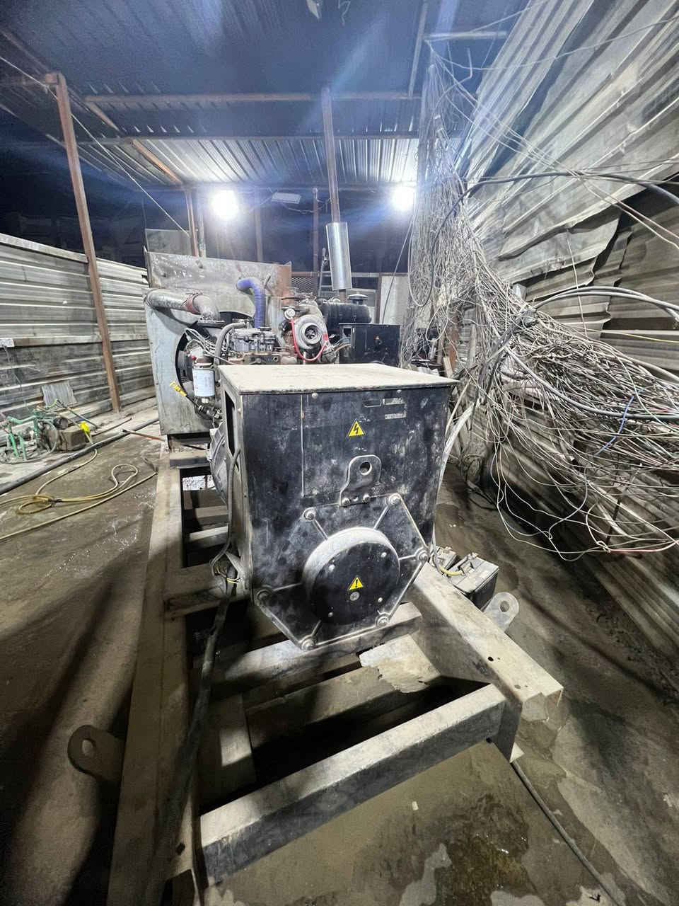 سلام عليكم اخوان مولدات كمنز 24 عدد 2 راس توليدهن 250كيفي اسم راس التوليد  ستام فورد اصلي مكاين خير من الله تجي تحمل عليها وتقتنع الى تاخذ محملهن 7500
اي استفسار تصال مع صاحب المولدات مباشر وبيك خير وتدلل ***********
عنوان بغداد الامين الثانيه
