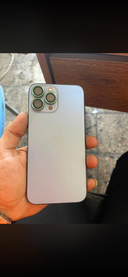 ١٣ برو ماكس بحري قفل 600 مبدل بي بس قطعه وحدة ومن شركة ابليعني يعتبر ما مفتوح ملحقاته كاملة كارتونته ويا  يخبل جهاز جديد باتري 84 متوازي عل بيعه ***********
