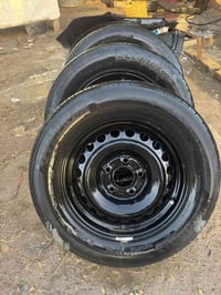 للبيع تخم ويل عادي حجم 15  كوري اصلي 20 فتحه  السعر 250  07808022253