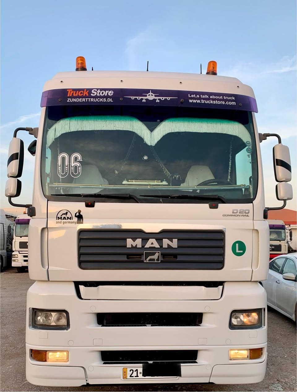 مان سنگل مؤديل 2006 حجم 390 انجكتر گير محرك بشرط لاصرف لابخار مكفولة سياره لاسبوغ لاضربه مابي لوك 
سنه ويه جديد بشرط تحويل رقم انگليزي /عنوان كلار
***********
