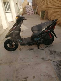 عدله للبيع دراجه نضيفه وماطالع بيه هواي مكينه ما مفتوحه بعده بلاد صالن...