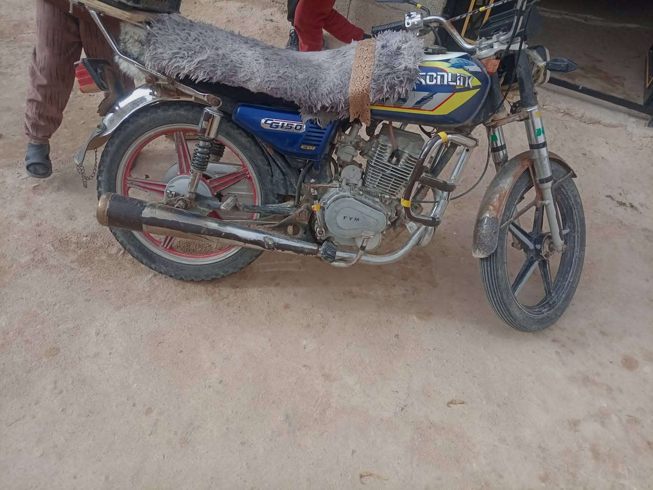 سلام عليكم موجود موطور البيع بارت محرك فيوم نضافه مثل ماواضح بصوره الموطور بي بدايت 
دخان مكاني قريت العماري سعره 275وبي مجال الطيبين وافق ادمن ححب


**إذا كنت صاحب هذا الإعلان وتريد حذفه لأي سبب، رجاءا أرسل رسالة إلى الدعم الفني**