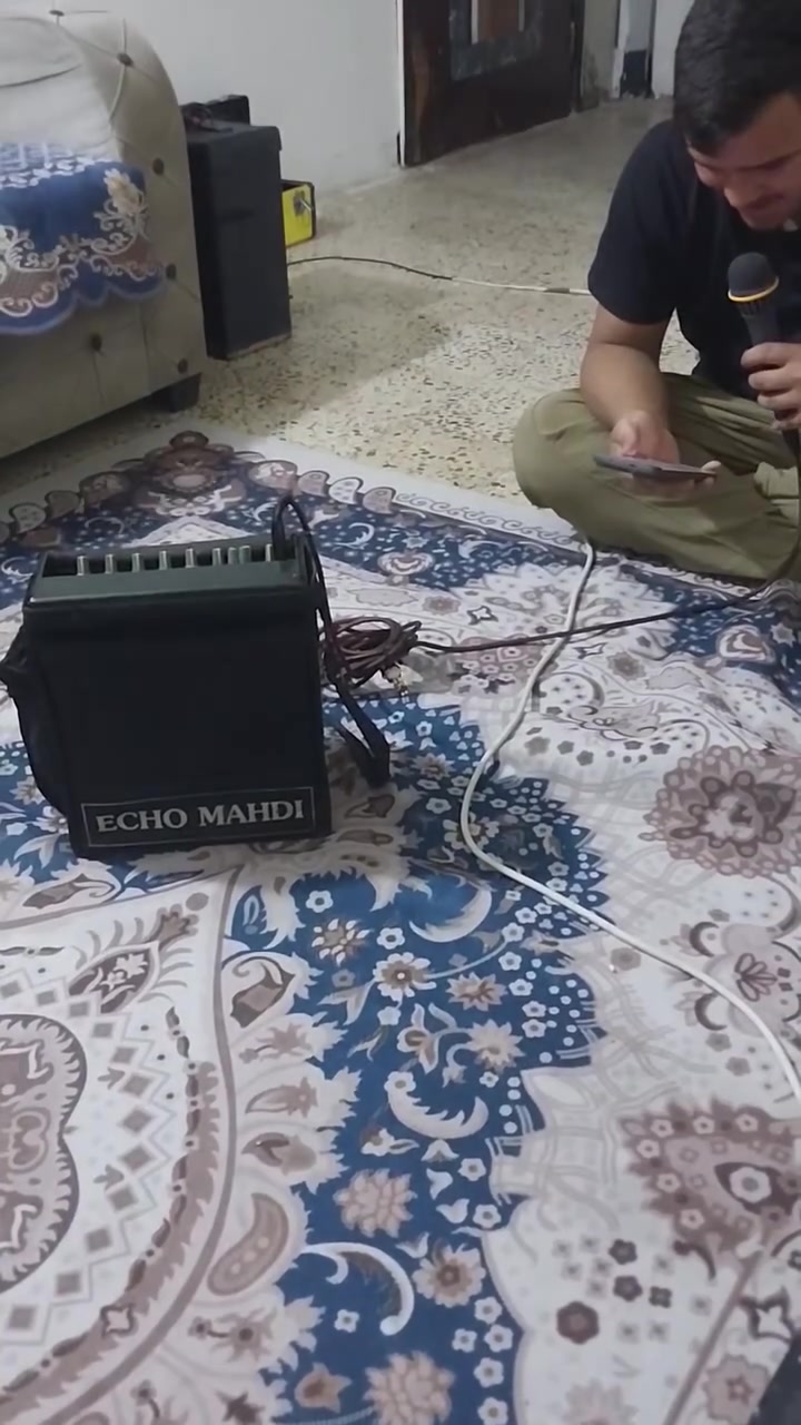 السلام عليكم للبيع وحده 60 وحده 50 } ***********
