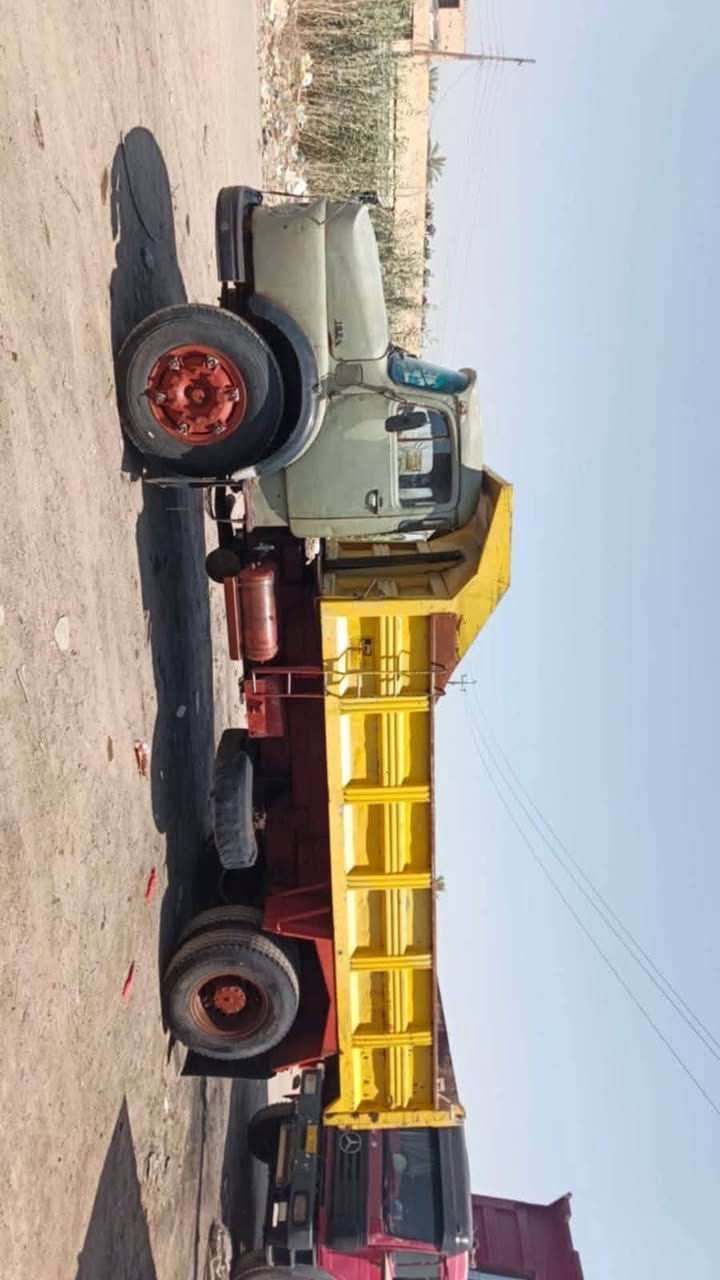 اللبيع تك موديل قديم محرك عادي كير  ٢٥ اكسن جيف ١٨  رقم بغداد  ***********
