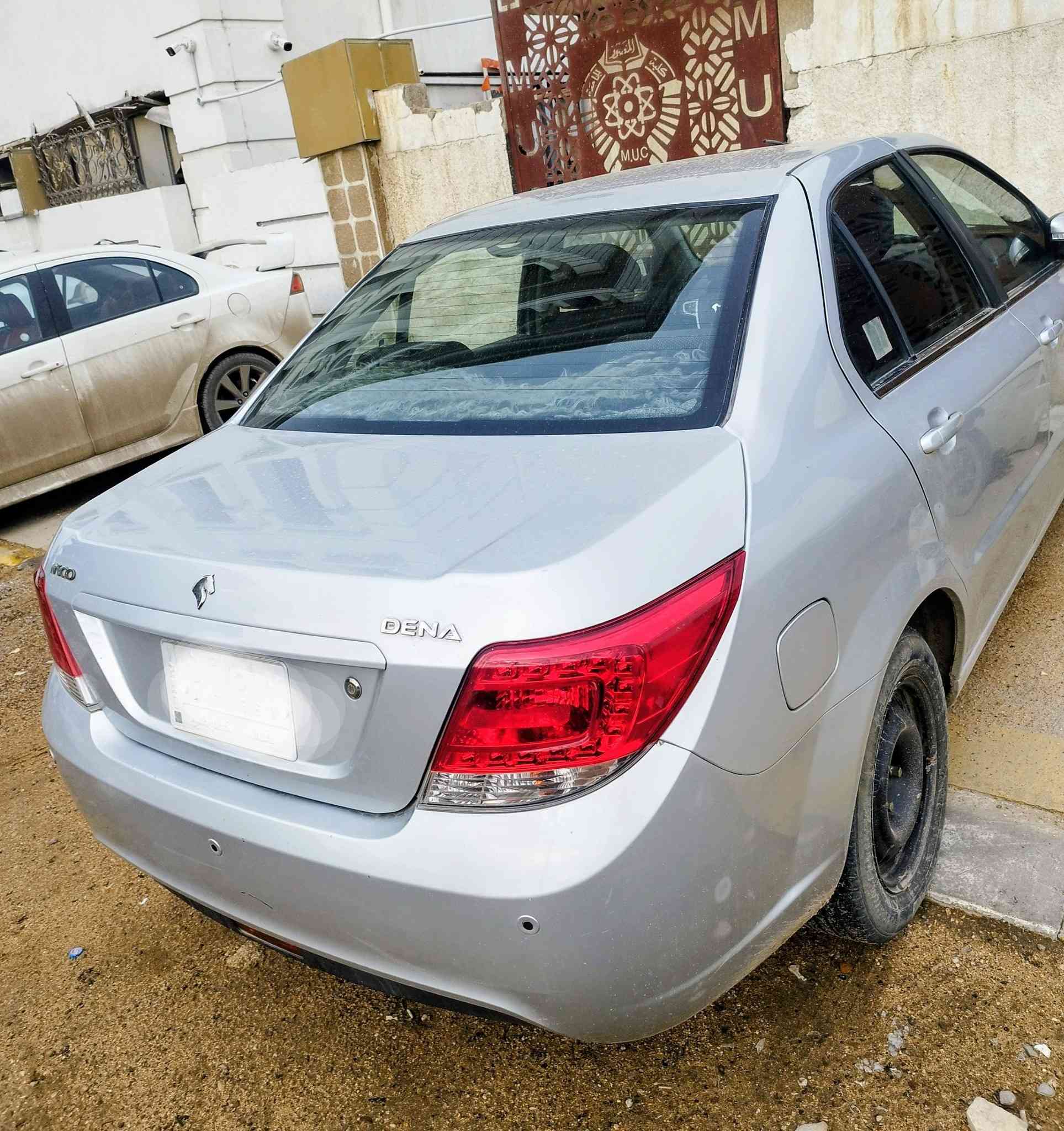 سلام علیکم.    # بغداد 
سمند دنا لون سلفري موديل 22 استلام 24 حــره 

سنويته  29 ماشيه 30 الف مكفوله كفاله عامه رقم بغداد باسمي السياره تحويل  ثاني يـوم 

السياره بلاديه على وضع الشركه    

  السعر 80 ورقه وبيه مجال حك الجيه 

الشراي يتصل على الرقم 

***********

المواصفات

شاشة ، بلوتوث

حساسات خلفية

تحكم ستيرن

كشنات كهرباء

مانع انزلاق

مري شفط

اشاير بالمري

تبريد قطعتين
