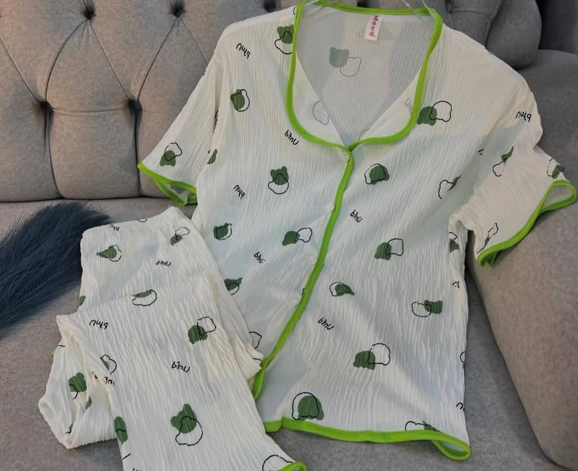 #باله الشموخ 🎀
✨تراكات العيد وصلت 2026   
✨افخم القطع /قماش فانيله  إيطالي  🤍
✨قطع جديده 👍🥺🎀
✨السعر ب٨  _ قطعتين ب١٥ الف                                                                                                
✨متوفر جميع القياسات.               —————————————————       
‌‎توصيل بابل مركز 3,000
اقضيه نواحي 4,000
‌توصيل لجميع المحافظات 5,000
‎العنوان :بابل - حله مركز 
‎للطلب والأستفسار يرجى ارسال رسالة على الخاص

ا


**إذا كنت صاحب هذا الإعلان وتريد حذفه لأي سبب، رجاءا أرسل رسالة إلى الدعم الفني**