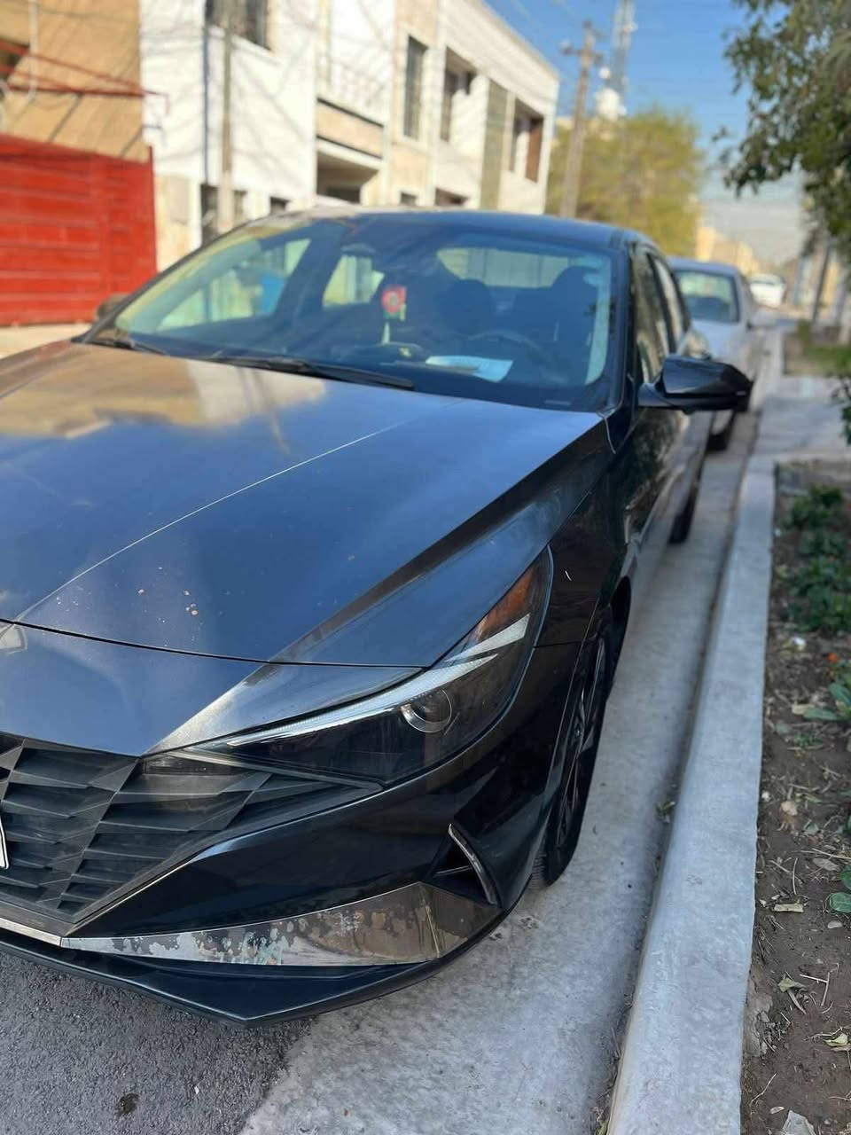 🚘 النترا 2021 نفطي – 2000cc
الرقم: دهوك باسمي (تحويل أو وكالة) 
ملاحظة:
صار بيها ضربة باردة على إيدي البابين جهة السكن.
💰 السعر: 127 ورقة وبيها مجال بسيط.
📍 المكان: بغداد
📞 ***********
