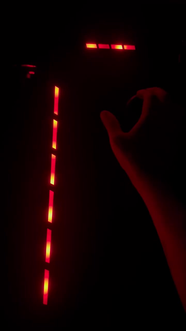 السلام عليكم ميز gaming
قياس 60*120
قاعده حديد
اضاءه RGB على طرفي الميز
حامل سماعه
حامل اكواب
منافذ اسلاك

عنواني بغداد للاتصال ‪***********‬
