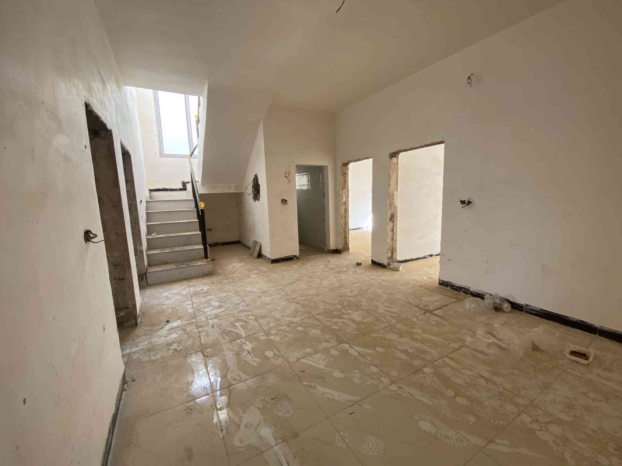 دار للبيع اقساط 
((((عرررررض مميز))))
 في مجمع الناصر السكني في تكريت📍
———————————————
مقدمة (35 مليون فقط)
قسط شهري (700 الف دينار)
ولمدة 6 سنوات ونصف
قسط سنوي لمرة واحدة 
(6ملايين دينار )
استلام دار ( 25 مليون دينار)
السعر الكلي 145 مليون
————————————-
مساحة الدار 200 م
مساحة البناء 170 م
اربع غرف نوم
صالة داخلية
استقبال
مطبخ
صحيات عدد 3
حديقة
كراج
الدار قيد الانشاء 
مدة تسليم الدار 6 اشهر
———————————————
للاستفسار الاتصال ☎️
***********
——————————
او مراجعة مكتب الديوان العربي حي الضباط نهاية شارع المعارض
