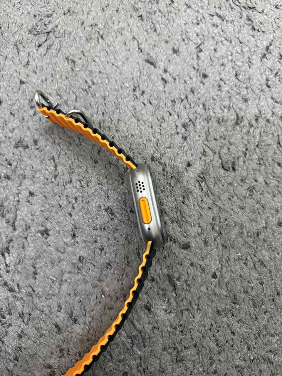 السلام عليكم
للبيع Apple watch الترا 1 حجم 49 وياها كيبل اصلي فقط
بطاريه 96 نظيفه جداً السعر 525 نهايتها
مكاني شارع فلسطين


**إذا كنت صاحب هذا الإعلان وتريد حذفه لأي سبب، رجاءا أرسل رسالة إلى الدعم الفني**