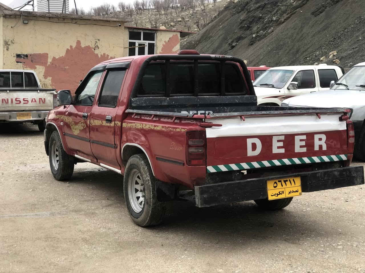 دێر مۆدێل ٢٠٠٧ محەسەنی ئەسلی مەکینە بەخ مەنەفێس ئەسلی گێر مەکینە اکسل بەشەرت تایەی باشی لەژێرە ناوسور جام کارەبای کارەبای کامل مەزبوتە ١دینار مەسرەفی تێدانیە کامل پەمپە لەسەر ساخە بێ دەحم و لێدران بێ خایسە سەیارەکە زۆر توندو تۆلە مالی فەقیرە نرخی ٣٠وەرەقەو مەجال ***********. ***********
