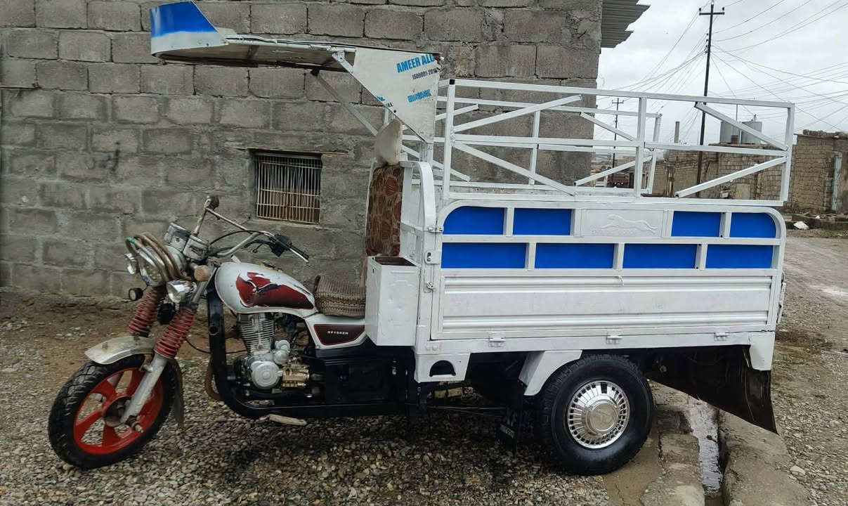 السلام عليكم ستوته للبيع شرط ركبه مابيها نكطت لحيم نكرس سلف كلشي شغال الموشراي لايتعبني 
المكان القياره قريت الحود 
السعر 950 وبيها مجال
 ***********
