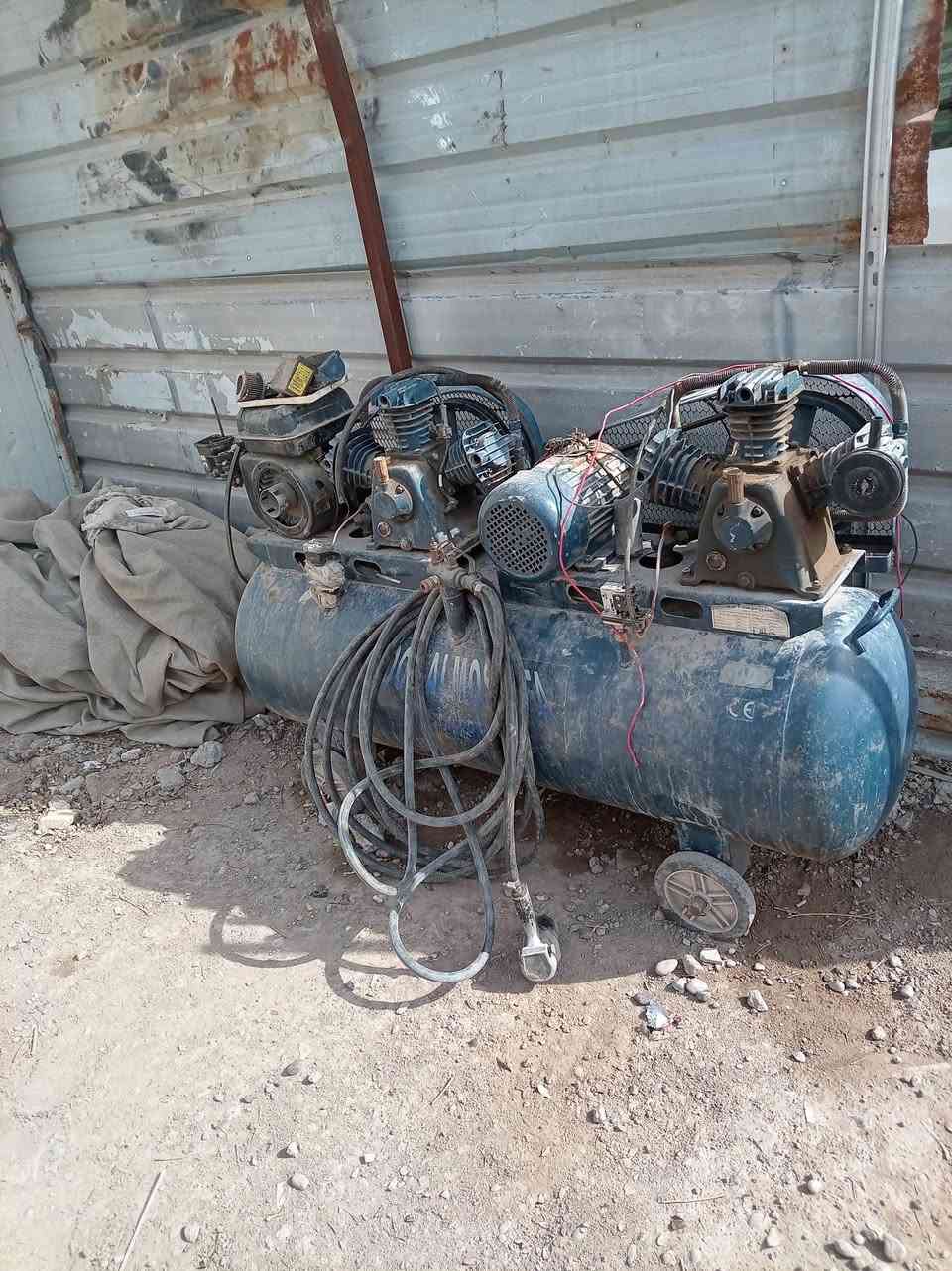 عدة حدادة سيارات كاملة للبيع ***********/***********
