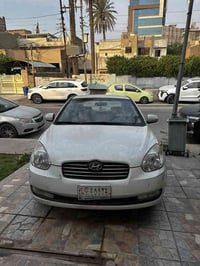 اكسنت 2011 خليجي للبيع السيارة نظيفة ماشية 49 الف كيلومتر فقط  السيارة...